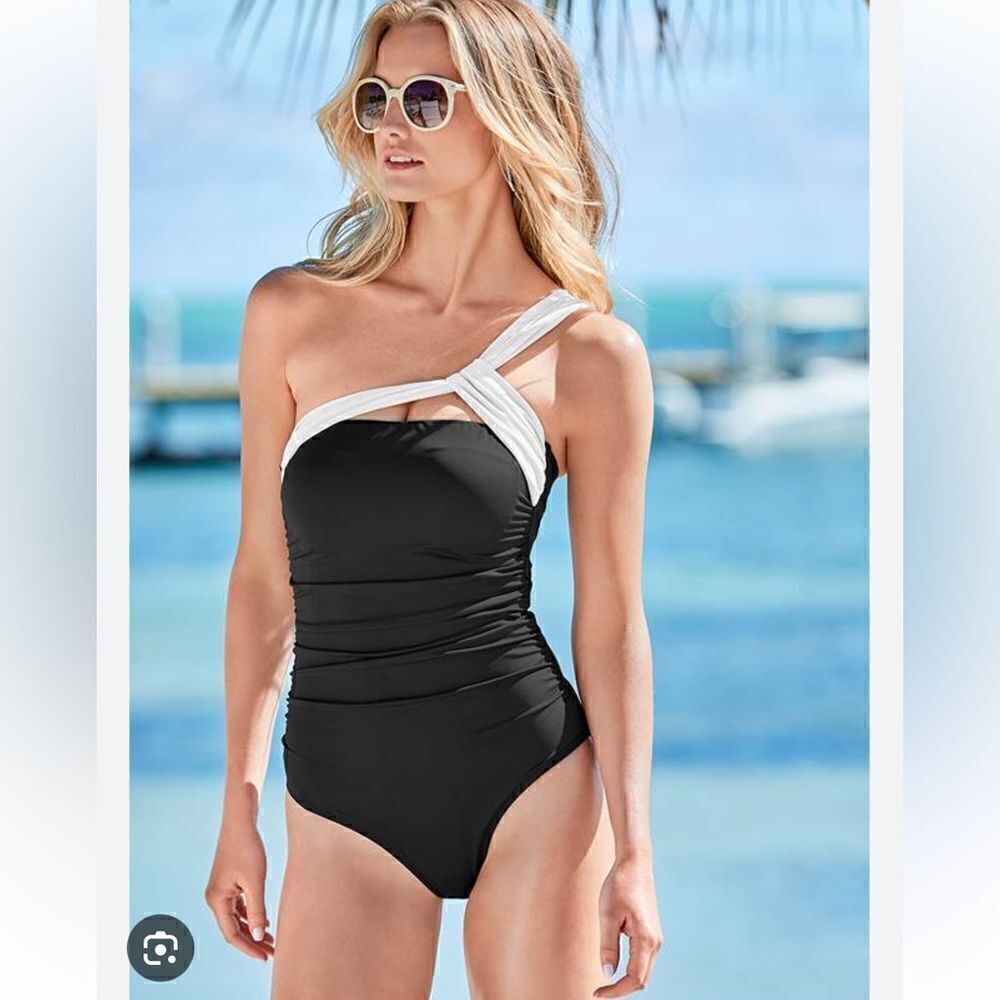 Venus Aphrodite one piece swimsuit size 14